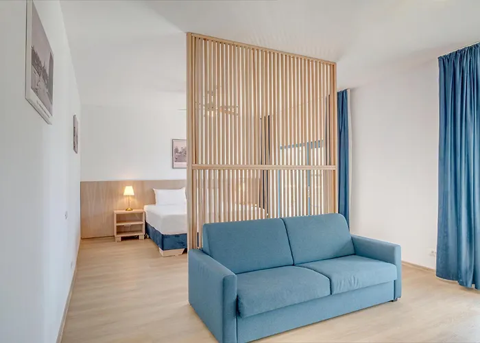 Hotel Gura Portitei 3*