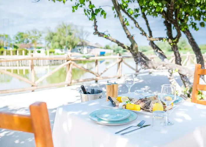 Hotel Gura Portitei 3*